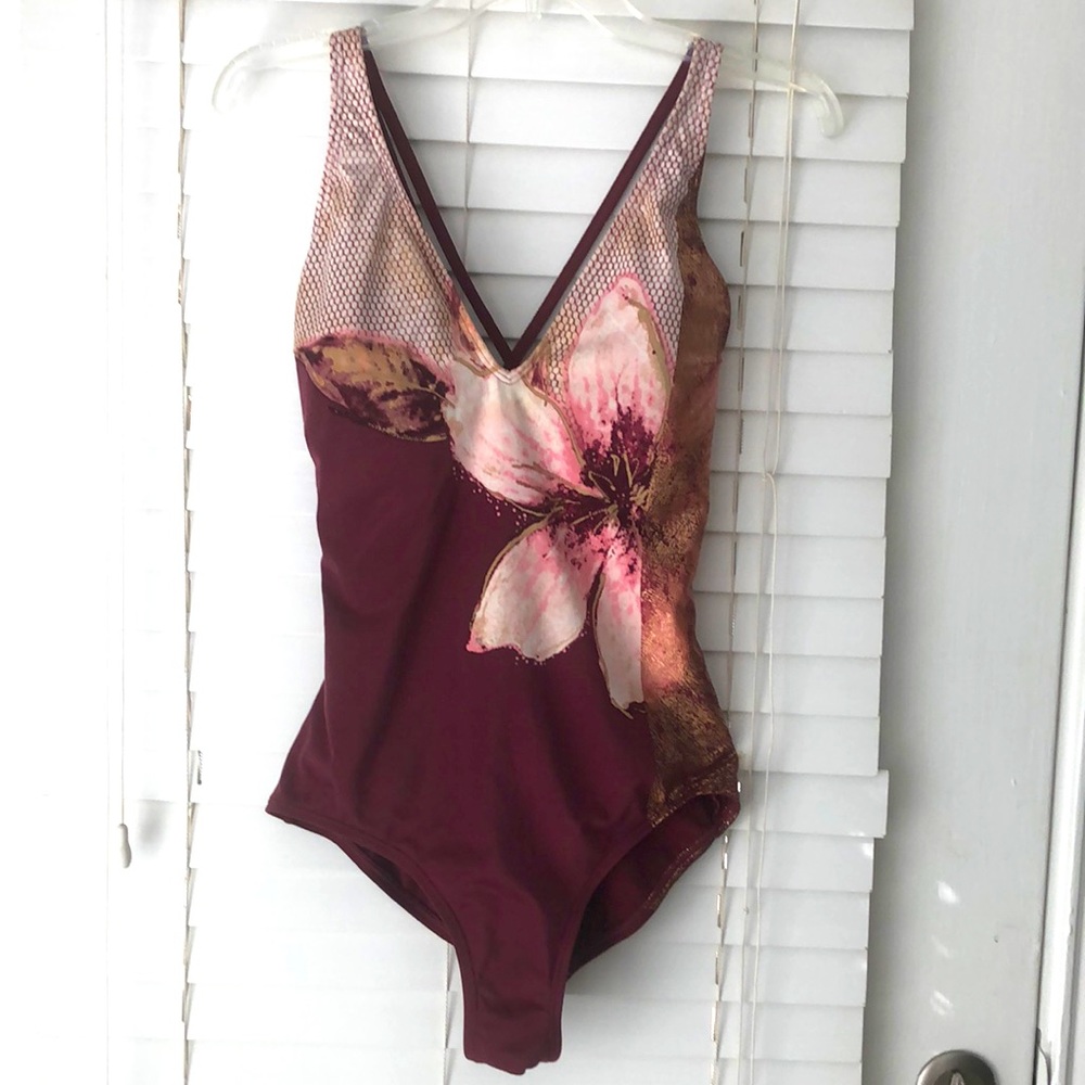Carmen Marc Valvo Swimsuit Gilded Garden One Piece Floral Plus SZ 14